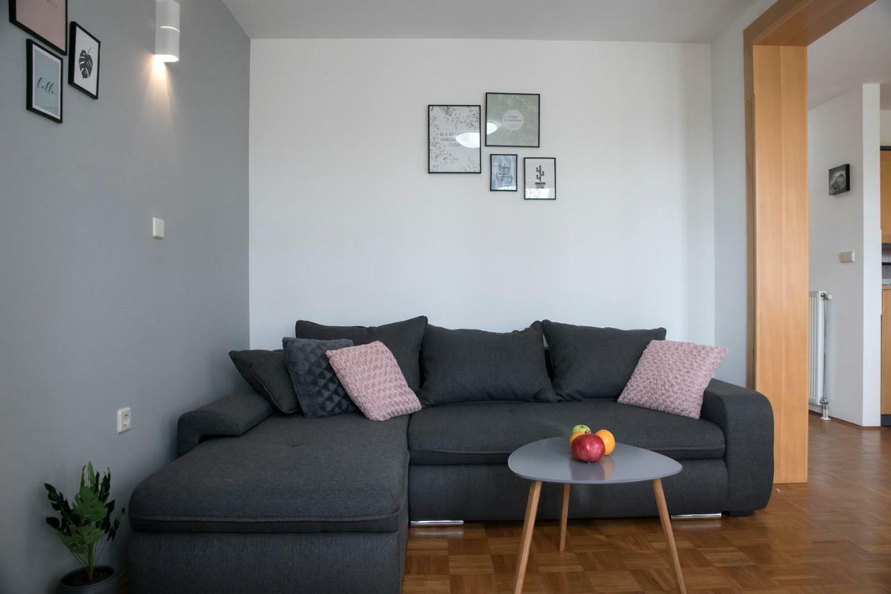 Apartma Špelca Banovci Exterior foto