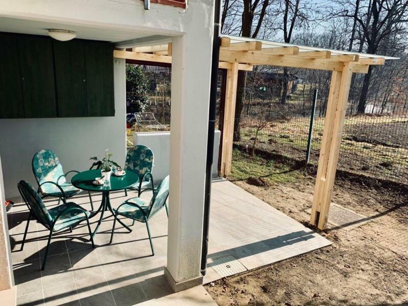 Apartma Špelca Banovci Exterior foto
